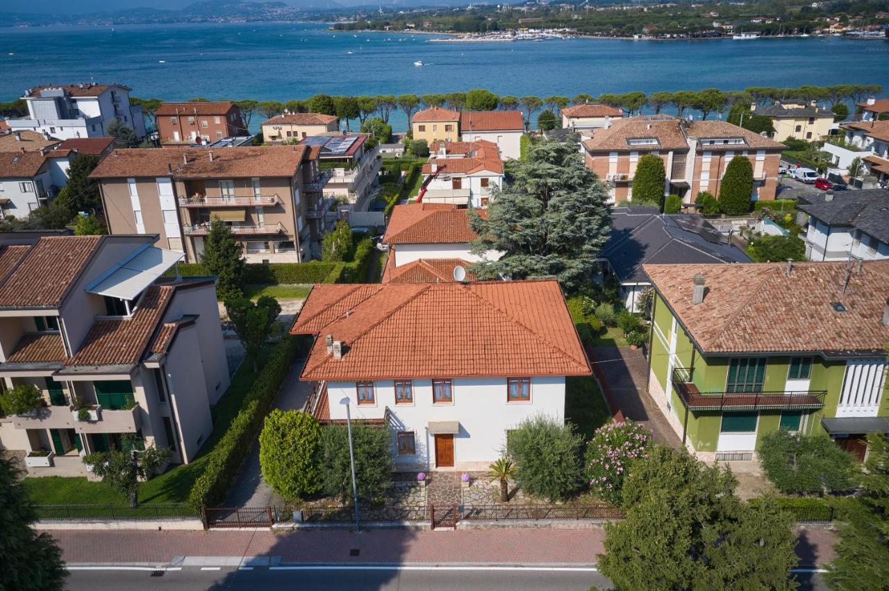 Villa 70 Песк'єра-дель-Гарда Екстер'єр фото